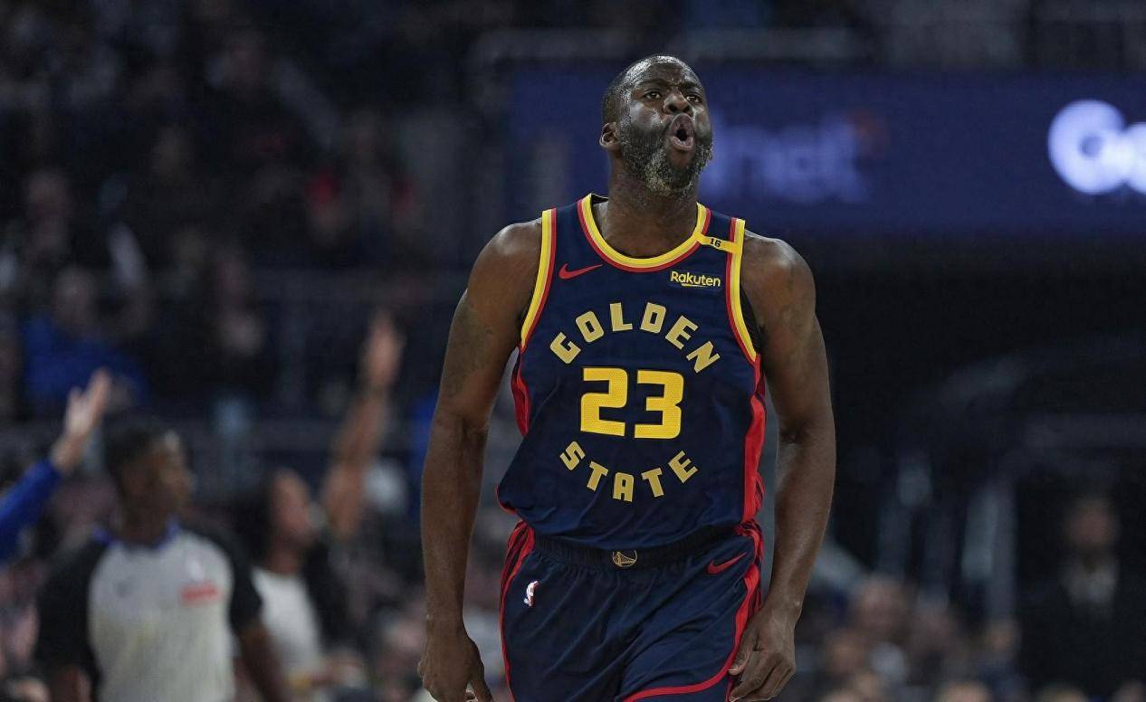 开云体育-包含阿扎伦卡迎来三赛季出色发挥，勇士观众热烈欢呼！的词条