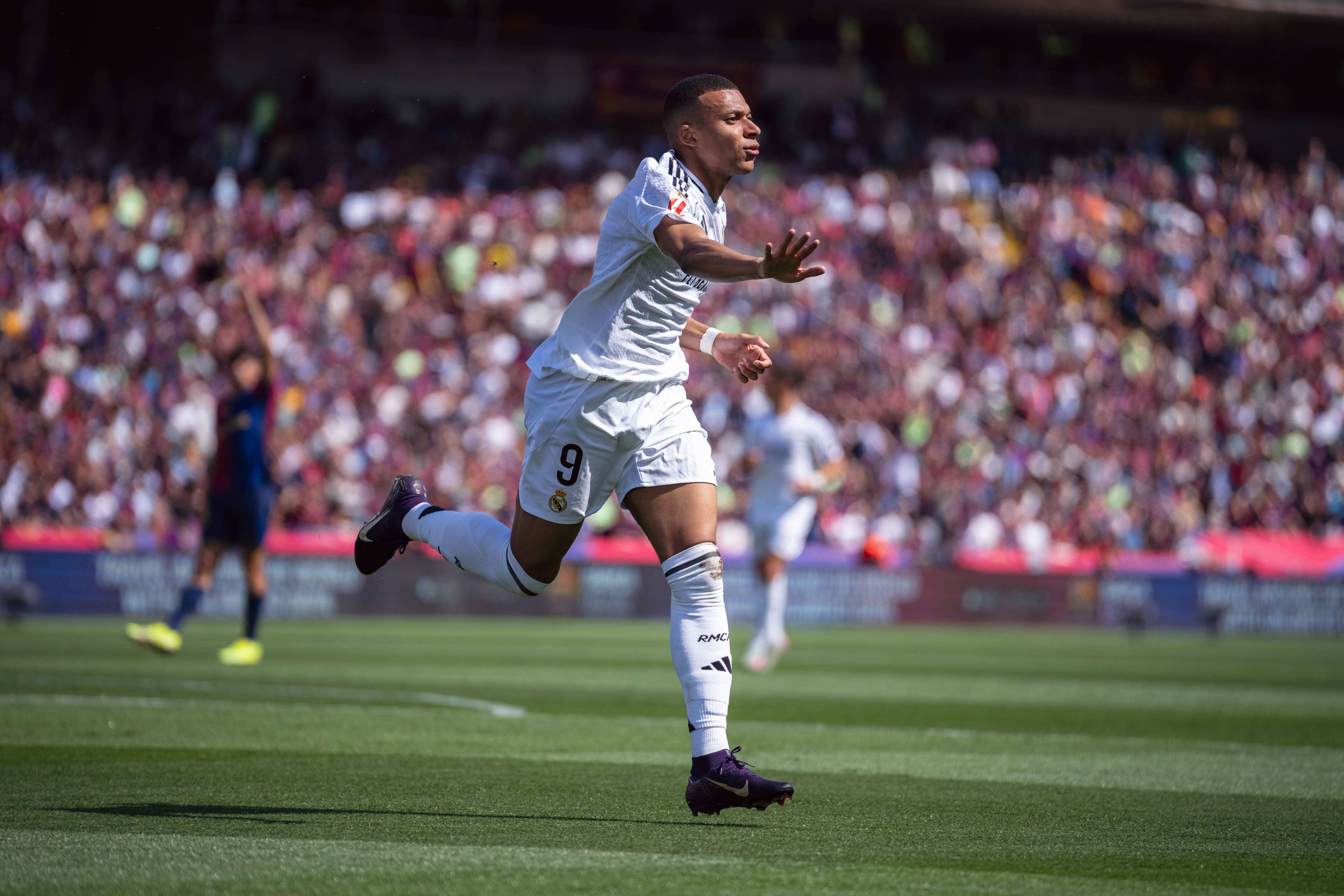 开云体育-包含姆巴佩官方宣布比赛规则变更新规，老鹰引发争议！的词条