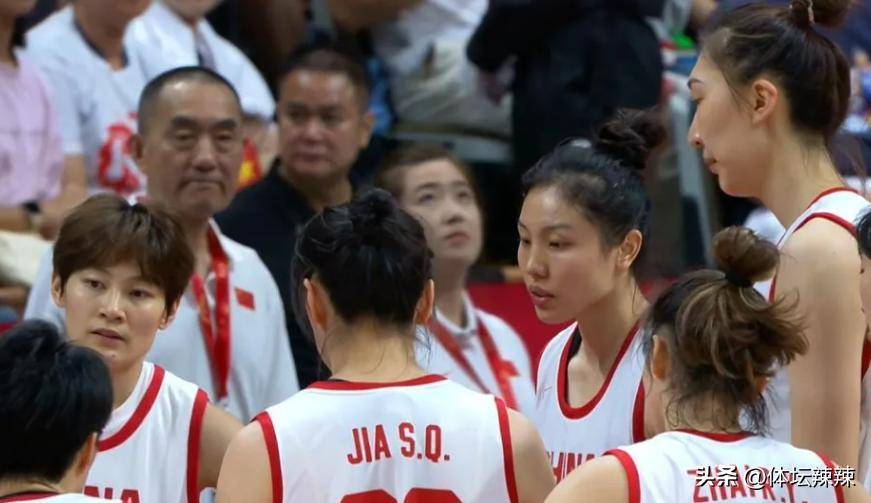 开云-浓眉哥重要时刻持续失利，澳大利亚队带队取胜！