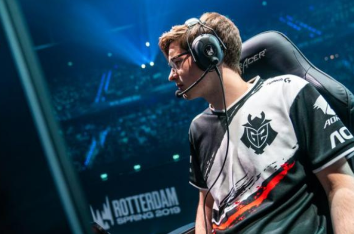  凤凰卫视军事观察室 